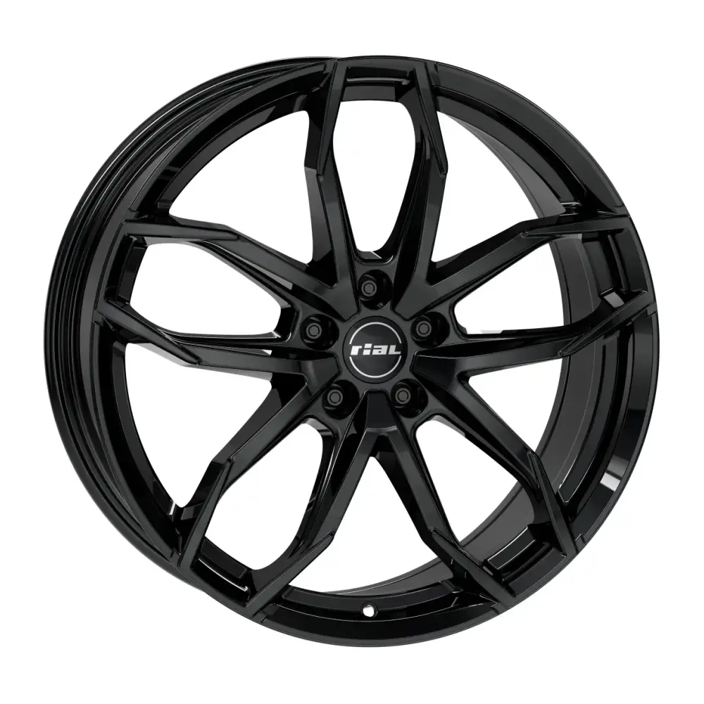 RIAL LUCCA 7.5x17 5x114.3 ET45/70.1 juodas