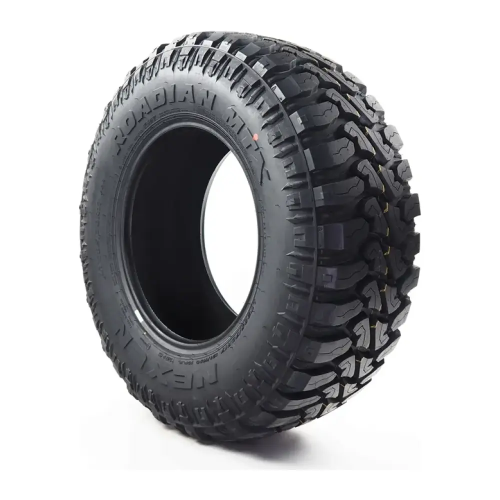 Nexen Roadian MTX RM7