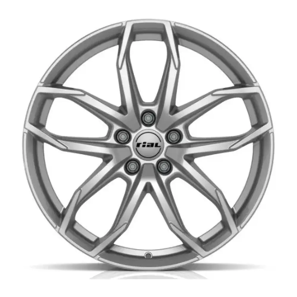 RIAL LUCCA 8x18 5x112 ET39/66.6 sidabrinis